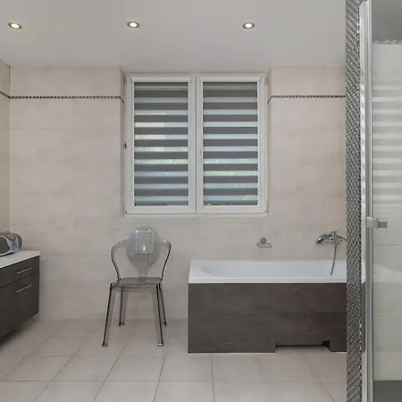 Unique House In The Mountains With Terrace, Garden & Parking By Renters * Bystra (Bielsko)