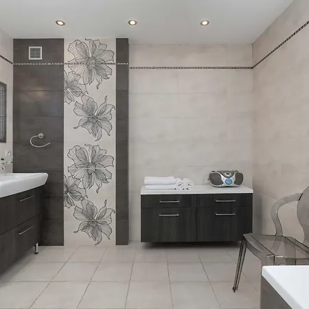 Przytulne W Klimatycznym Domu Nad Bialka W Otoczeniu Gorskich Krajobrazow By Renters بيت للعطل *