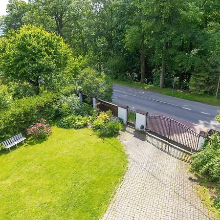 Przytulne W Klimatycznym Domu Nad Bialka W Otoczeniu Gorskich Krajobrazow By Renters * Bystra (Bielsko)