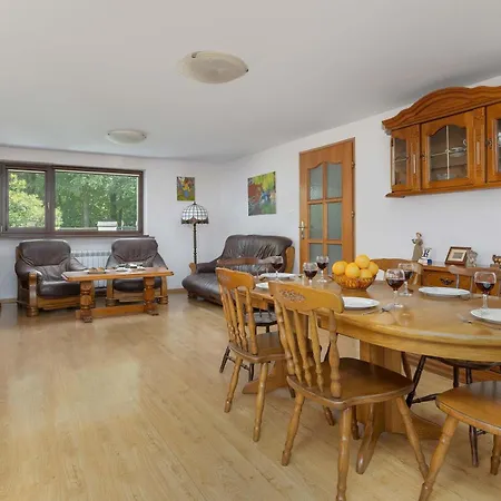 Unique House In The Mountains With Terrace, Garden & Parking By Renters *