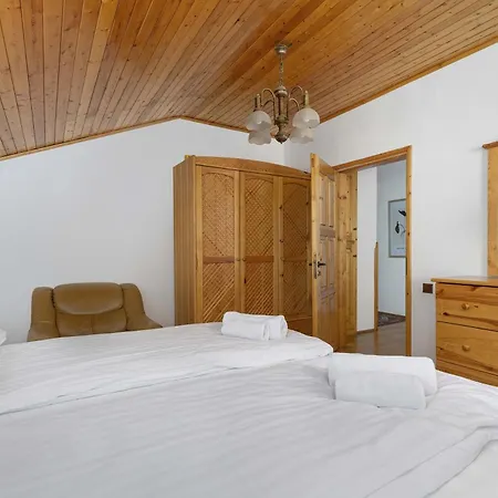 Przytulne W Klimatycznym Domu Nad Bialka W Otoczeniu Gorskich Krajobrazow By Renters Prázdninový dům Bystra (Bielsko)