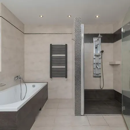 Unique House In The Mountains With Terrace, Garden & Parking By Renters Bystra (Bielsko)