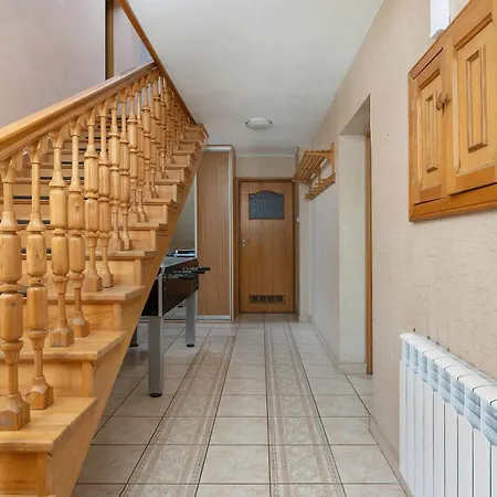 Przytulne W Klimatycznym Domu Nad Bialka W Otoczeniu Gorskich Krajobrazow By Renters * Bystra (Bielsko)