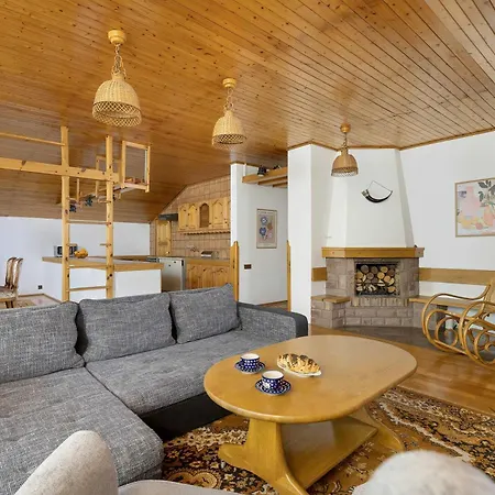 بيت للعطل Przytulne W Klimatycznym Domu Nad Bialka W Otoczeniu Gorskich Krajobrazow By Renters