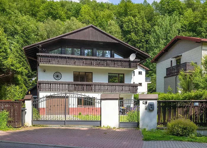 בית נופש Unique House In The Mountains With Terrace, Garden & Parking By Renters *