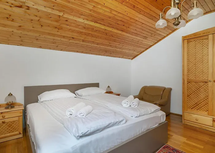 Unique House In The Mountains With Terrace, Garden & Parking By Renters בית נופש